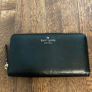 Kate Spade Zippered Closure Wallet